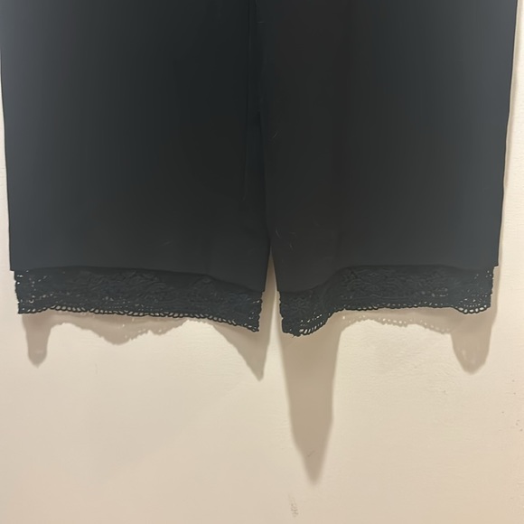 Lace-trim Culottes from club monaco - Picture 2 of 4